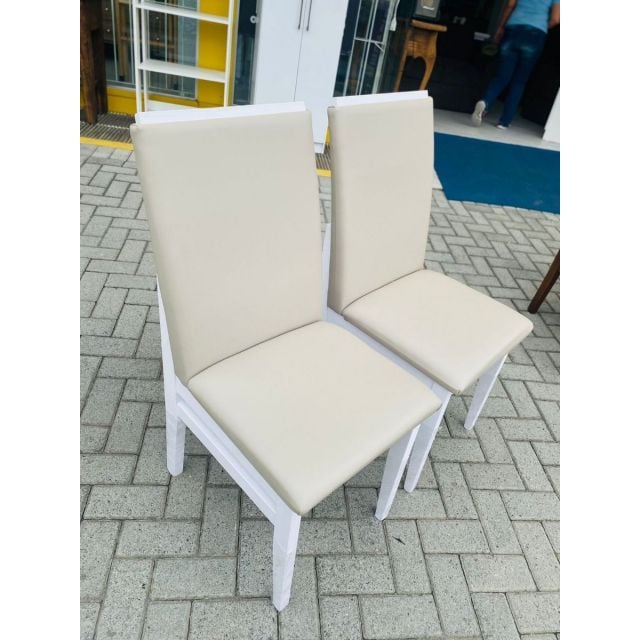 Kit 2 Cadeiras Veneza Branca Tecido Courino Bege De Madeira Móveis Tradição