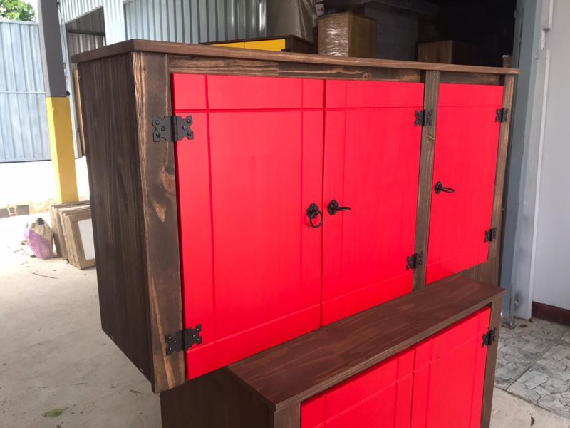 Aéreo 1,20m 3 Portas Com Detalhes Em Vermelho De Madeira Maciça Móveis Rio Negrinho Aéreo 1,20m 3 Portas Com Detalhes Em Vermelho De Madeira Maciça Móveis Rio Negrinho
